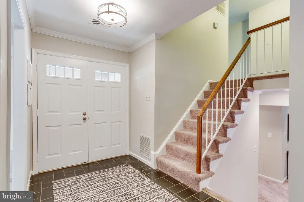 3793b706144522899c695fb48aa62c01-uncropped_scaled_within_1536_1152