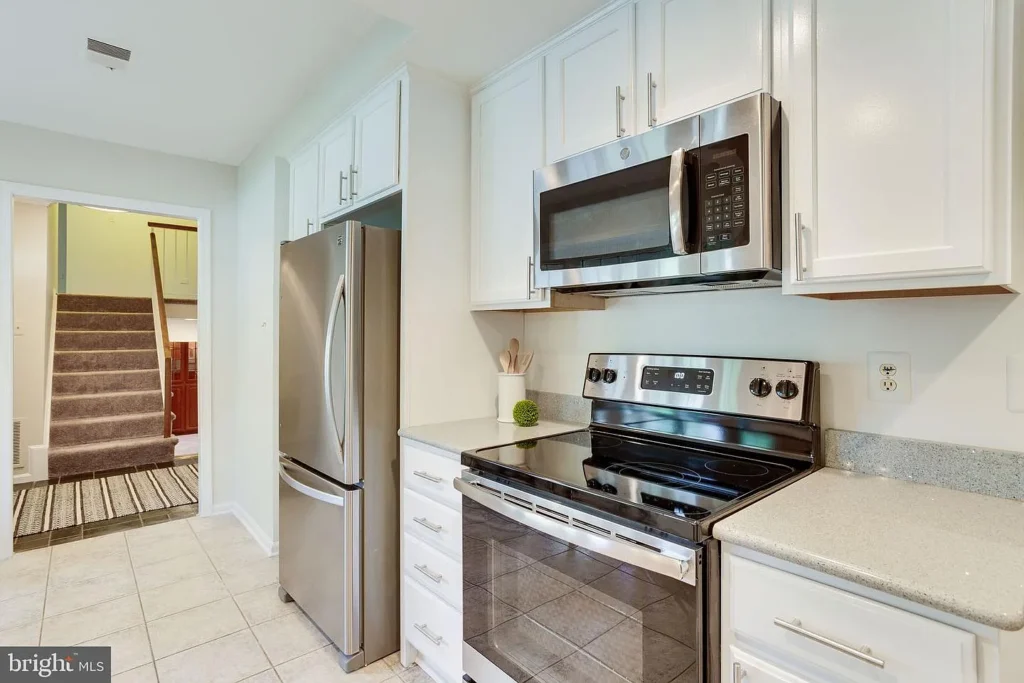 533ac4a47b02e78c0b91c3e61054073e-uncropped_scaled_within_1536_1152