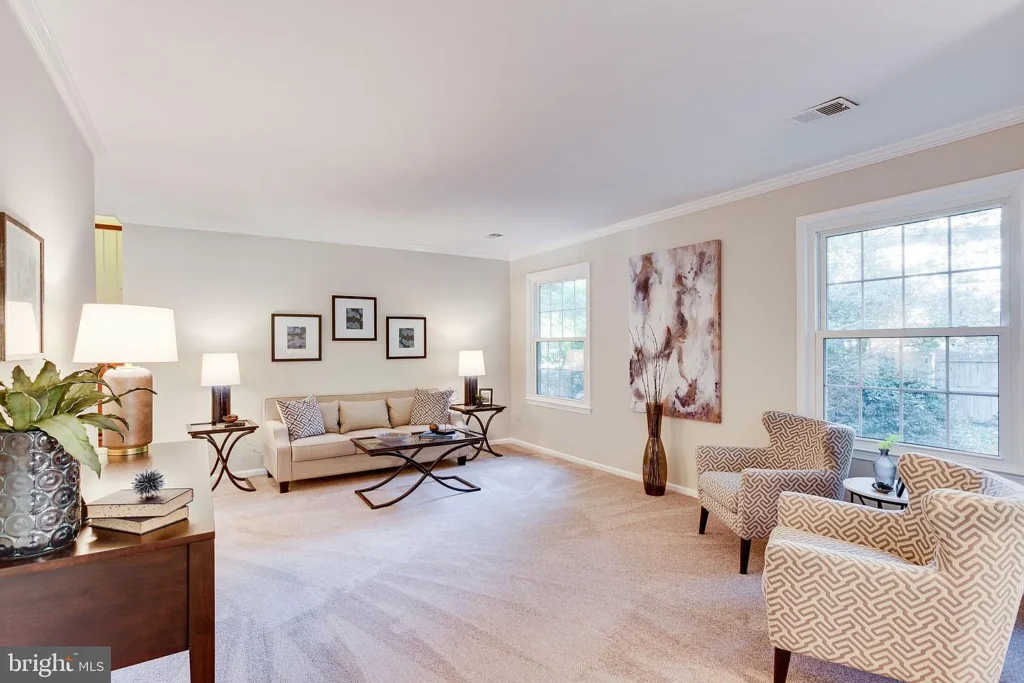 878d7fa8d41604f5c9785770a6868ed2-uncropped_scaled_within_1536_1152