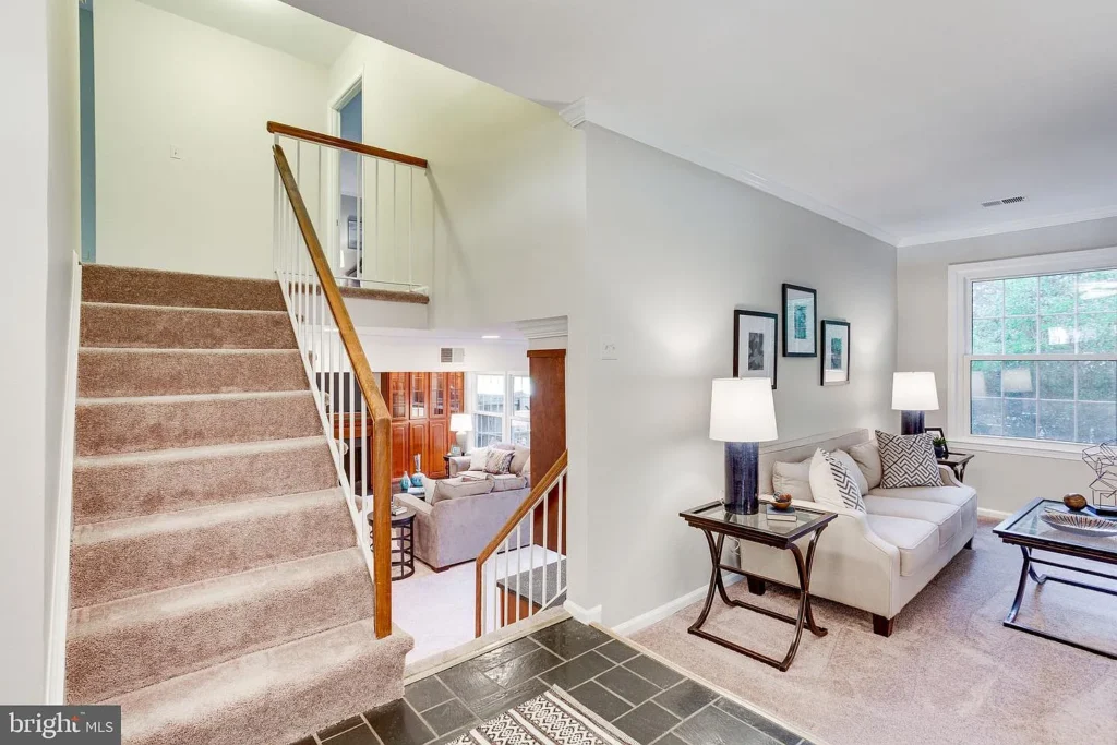 92059da28a106f2d6fa9d4168e6f7786-uncropped_scaled_within_1536_1152